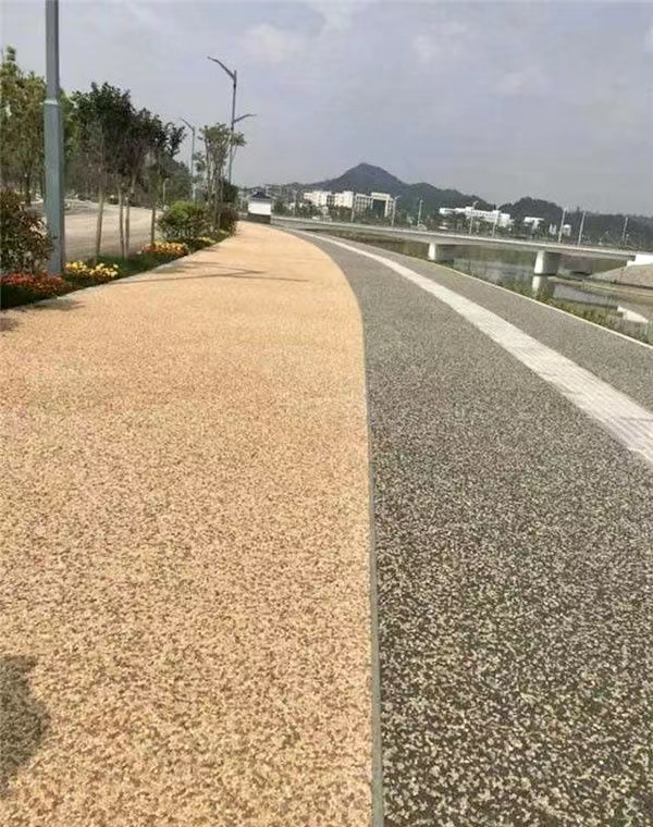 露骨料透水混凝土怎么施工？